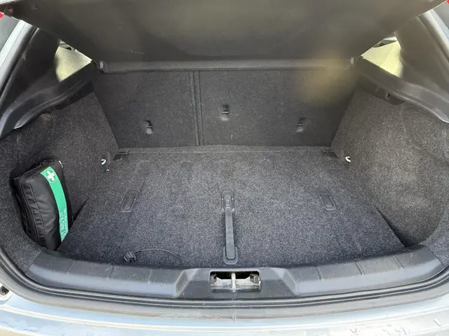 Volvo V40 1.5 T2 122 pk Geartronic Kinetic 2018 Benzine 16