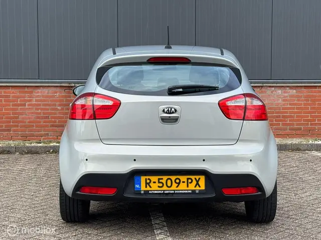 Kia Rio 1.4 CVVT Super Pack 2013 Benzine 27