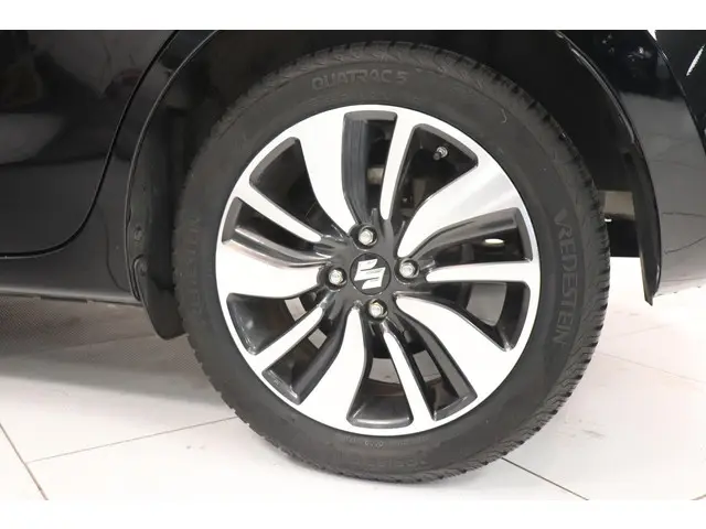 Suzuki Swift 1.0 Stijl Smart Hybrid 2018 Benzine 26