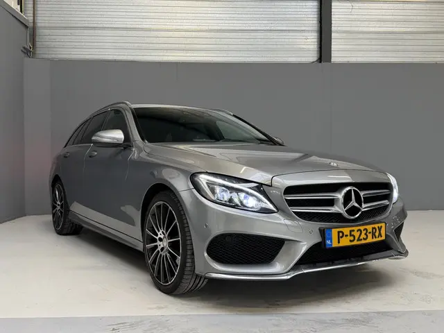 Mercedes-Benz C-Klasse 250 2015 Benzine 36