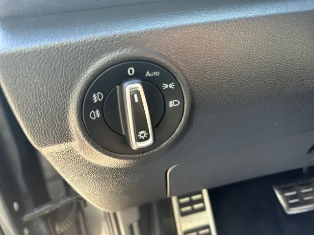 Volkswagen T-Roc 1.5 TSI, AUTOMAAT 2019 Benzine 9