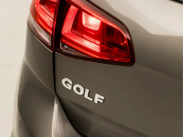 Volkswagen Golf 1.0 TSI Sportline 2015 Benzine 26