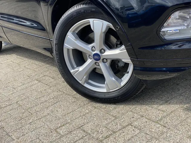 Ford Kuga 1.5 EcoBoost ST Line 2019 Benzine 2