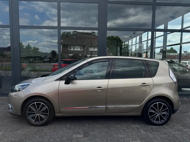 Renault Scénic 2.0 Bose Automaat | Pano. 2013 Benzine 8