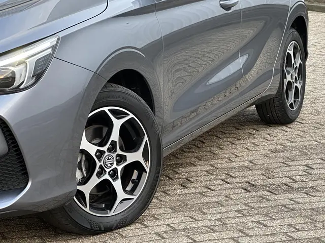 MG MG3 Hybrid+ 1.5 Hybrid+ Luxury 2024 Hybride Benzine 6