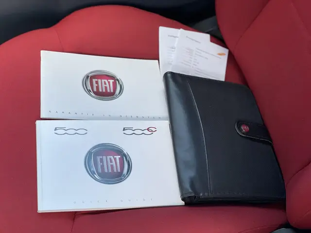 Fiat 500 1.0 TwinAir Ferrari Edition 2014 Benzine 19