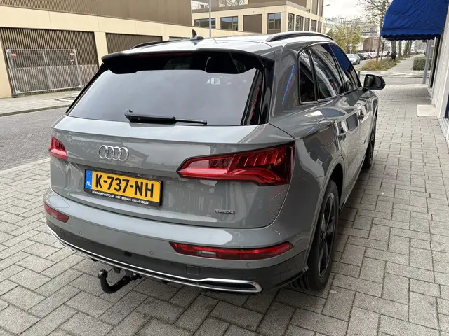 Audi Q5 2.0 TFSI quattro Launch Edition 2017 Benzine 6