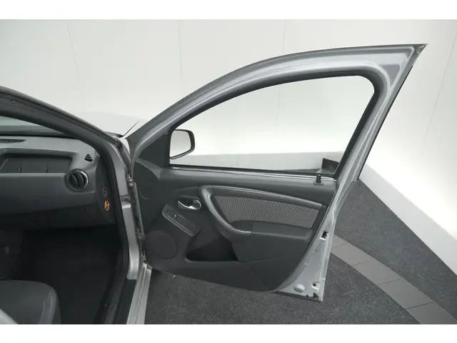 Dacia Duster TCe 120 4x2 Blackshadow 2017 Benzine 59