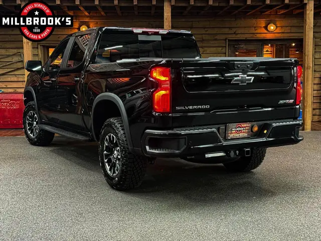 Chevrolet Silverado ZR2 2024 Benzine 6