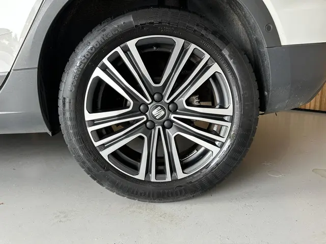 SEAT Arona 1.0 TSI Xcellence Launch Edition 2018 Benzine 10