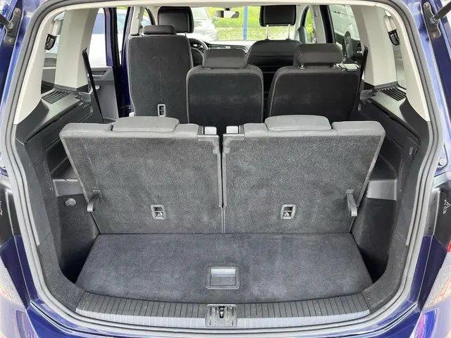 Volkswagen Touran 1.2 TSI Comfortline 7p 2016 Benzine 25