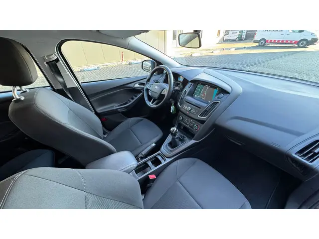 Ford Focus 1.0 Edition turbo 2018 Benzine 11