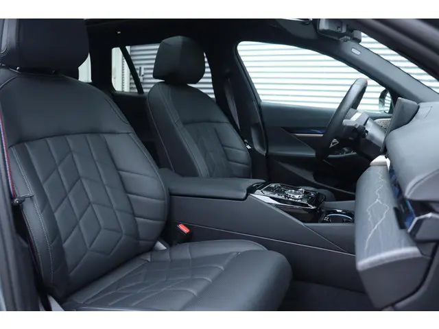 BMW i5 Touring M60 xDrive 2024 Elektrisch 8