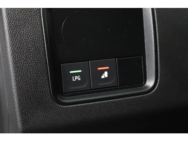 Dacia Duster 1.0 TCe 100 ECO-G Journey 2024 Benzine 33