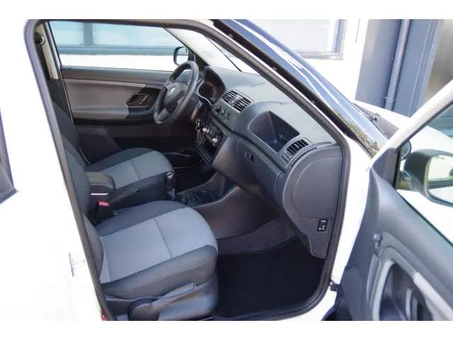 Škoda Fabia Combi 1.2 Arctic 2014 Benzine 11