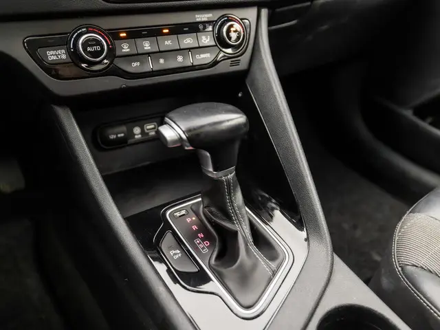 Kia Niro 1.6 GDi Hybrid Sport 2018 Hybride Benzine 11