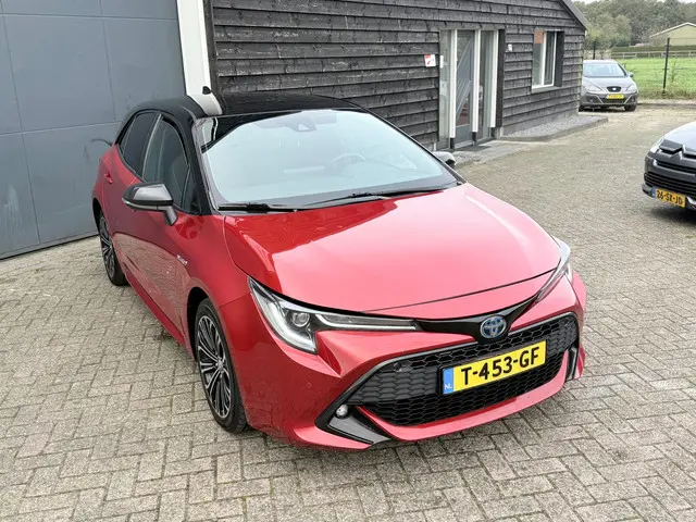 Toyota Corolla 1.8 Hybrid Style 2019 Hybride Benzine 4