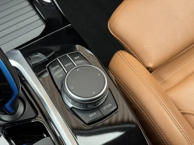 BMW iX3 High Executive 80 kWh 2021 Elektrisch 24