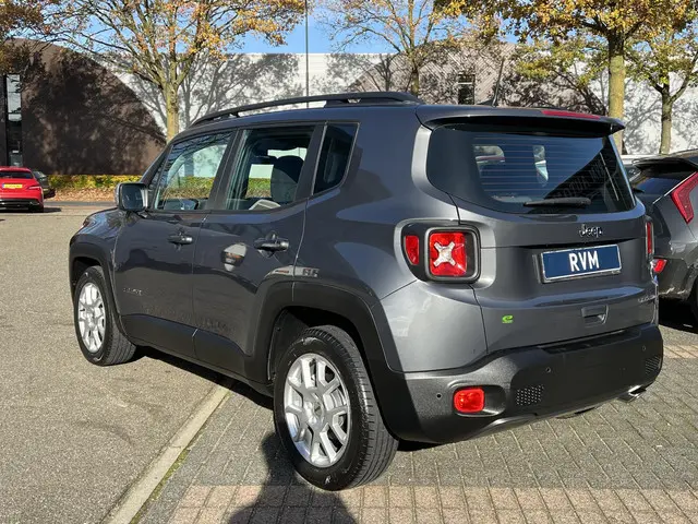 Jeep Renegade 1.5T e-Hybrid Limited 2022 Benzine 5