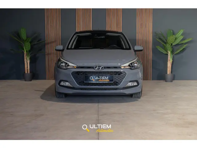 Hyundai i20 1.2 HP i-Motion Premium 2015 Benzine 5