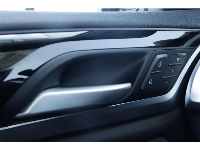 BMW iX3 Executive 80 kWh 2021 Elektrisch 32