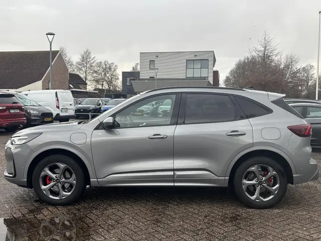 Ford Kuga 2.5 PHEV ST-Line X 2024 Hybride Benzine 4