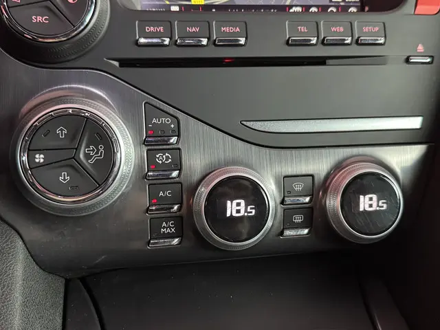 DS DS 5 1.6 THP Business Executive 2016 Benzine 33