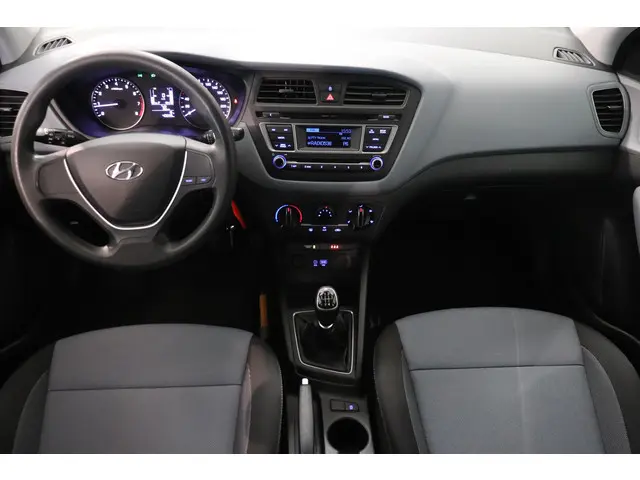 Hyundai i20 3