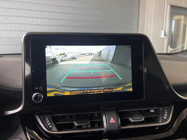 Toyota C-HR 2.0 Hybrid Team D 2022 Hybride Benzine 17