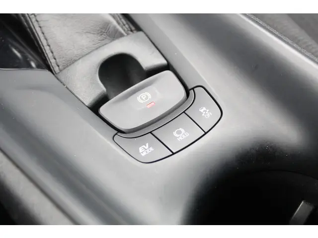 Toyota C-HR 1.8 Hybrid Active 2018 Hybride Benzine 26