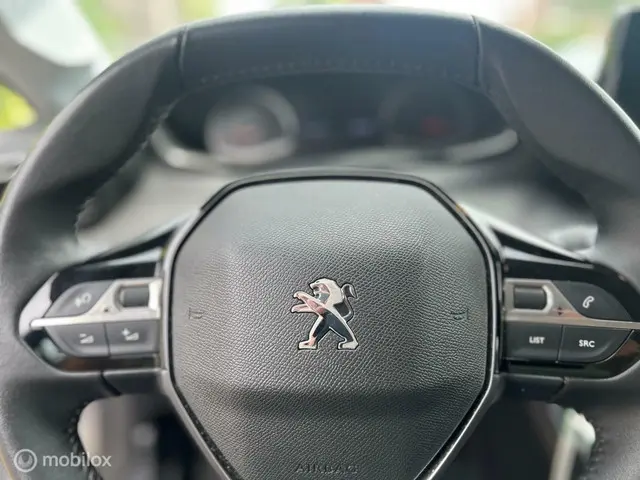 Peugeot 208 1.2 PureTech Active 2023 Benzine 8