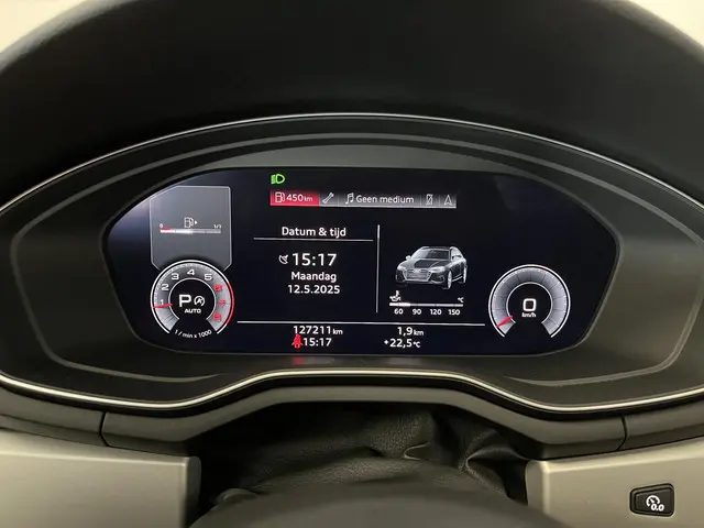 Audi A4 Avant 35 TFSI Launch edition 2020 Benzine 25