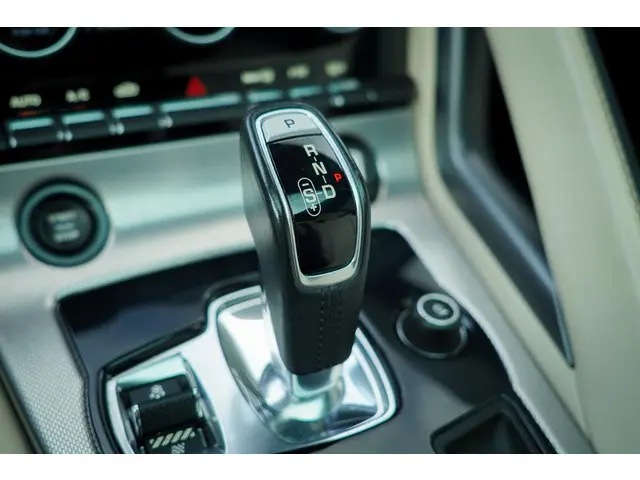 Jaguar F-Type 3.0 V6 Coupé 2016 Benzine 16