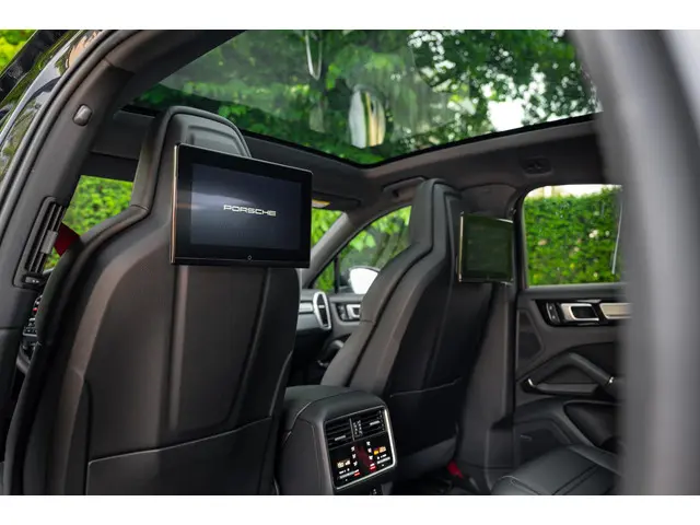 Porsche Cayenne Coupé 3.0 Platinum Edition 2022 Benzine 9