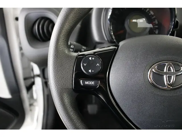 Toyota Aygo 1.0 VVT-i x-fun 2017 Benzine 13