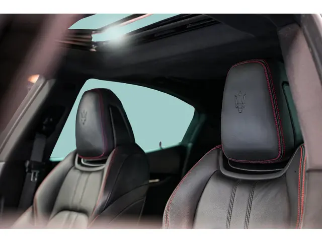 Maserati Ghibli 3.0 V6 S Q4 Ribelle 2021 Benzine 31