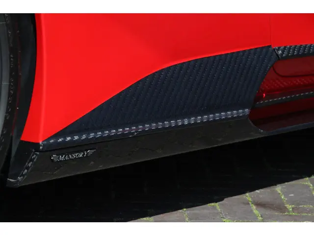 Ferrari 458 4.5 V8 Spider Mansory 2014 Benzine 24