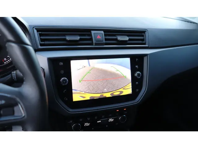 SEAT Ibiza 1.0 TSI Flex 2021 Benzine 8