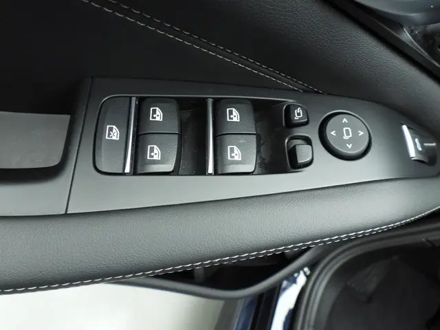 BMW X5 xDrive50e 2025 Hybride Benzine 24