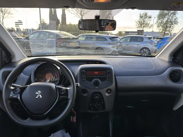 Peugeot 108 1.0 e-VTi Active 2019 Benzine 13