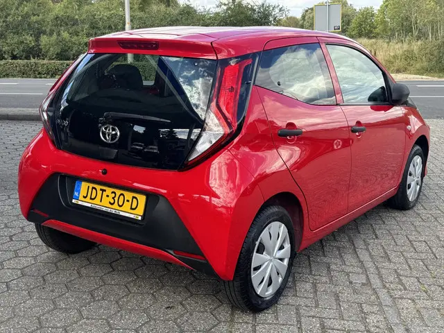 Toyota Aygo 1.0 VVT-i x 2019 Benzine 7