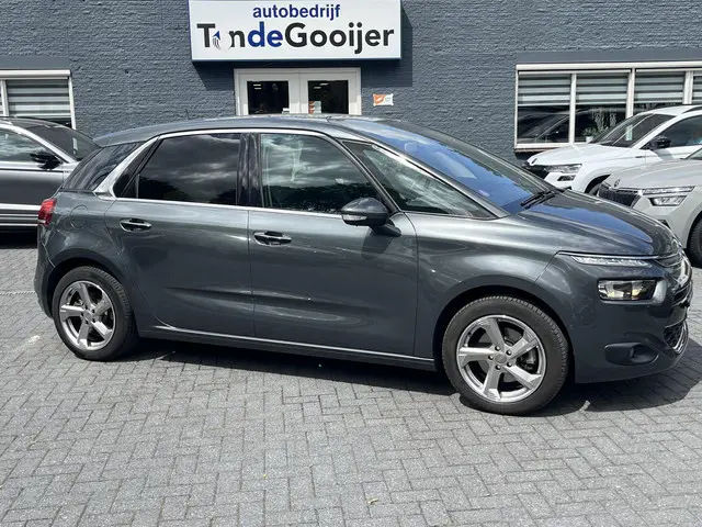 Citroën C4 Picasso 1.6 e-THP Aut. Intensive 2016 Benzine