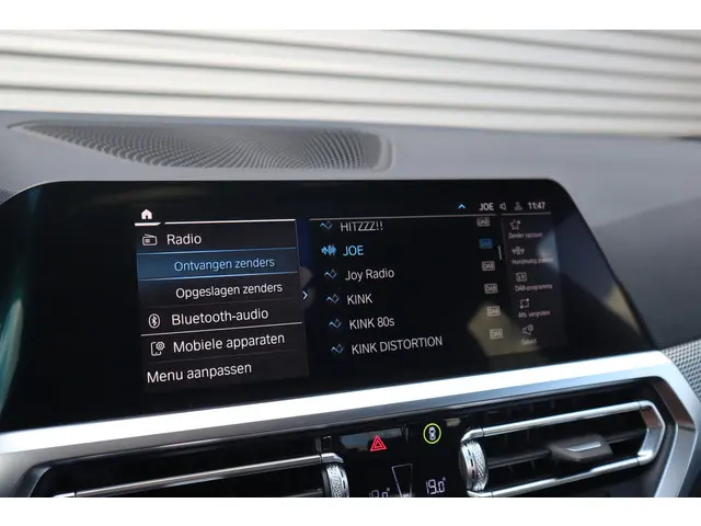 BMW 3 Serie 320e M-Sport 2022 Hybride Benzine 25