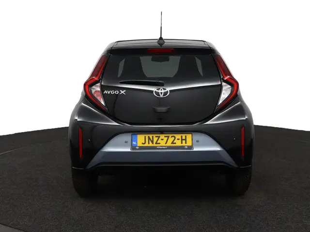 Toyota Aygo X 1.0 VVT-i S-CVT Envy 2024 Benzine 63