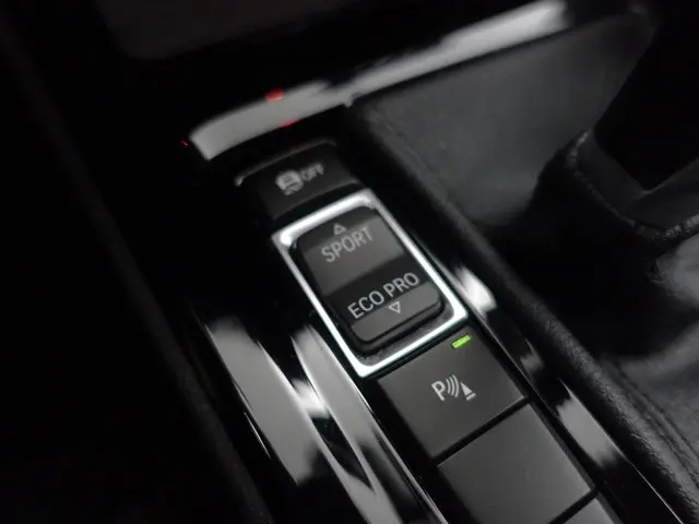 BMW X1 sDrive18i M Sport Aut- 2017 Benzine 15