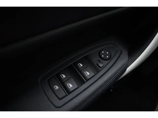 BMW 1 Serie 116i High Executive 2013 Benzine 31