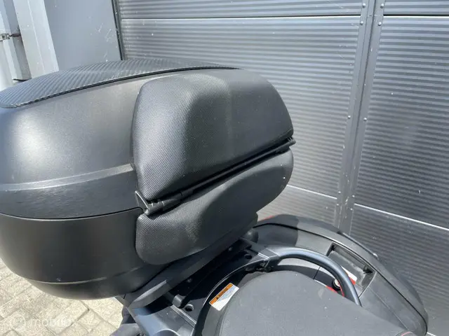 Suzuki V-Strom DL 650 Touring ABS 2014 Benzine 14