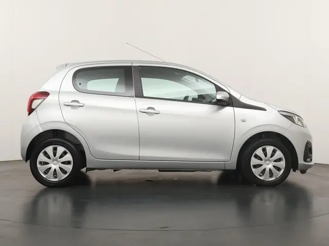 Peugeot 108 1.0 e-VTi Active 2017 Benzine 6