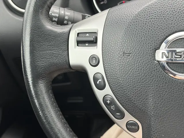 Nissan QASHQAI 1.6 Connect Edition 2013 Benzine 22