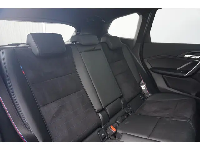 BMW iX1 eDrive20 2025 Elektrisch 10